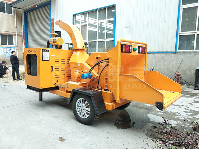 使用樹(shù)枝粉碎機(jī)的過(guò)程中要注意